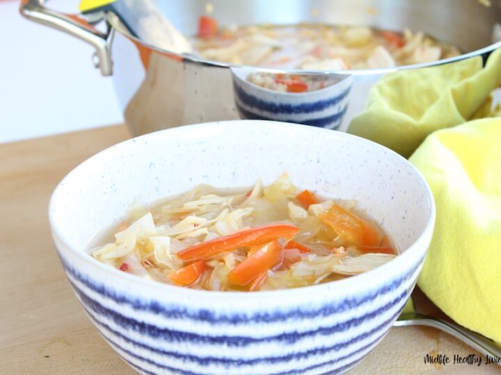 https://www.midlifehealthyliving.com/wp-content/uploads/2020/12/Weight-Watchers-Cabbage-Soup-6-720x540.jpg