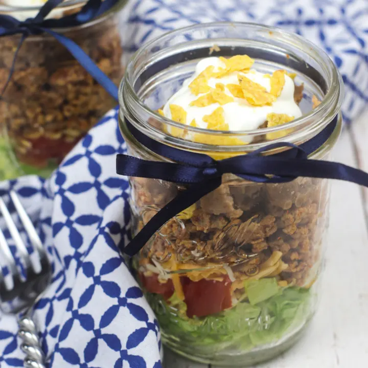 Taco Salad in a Jar (Low Carb) - Bobbi's Kozy Kitchen