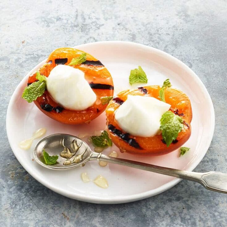 Image for Grilled Apricot with Yogurt and Honey - Meal for One | WW USA
