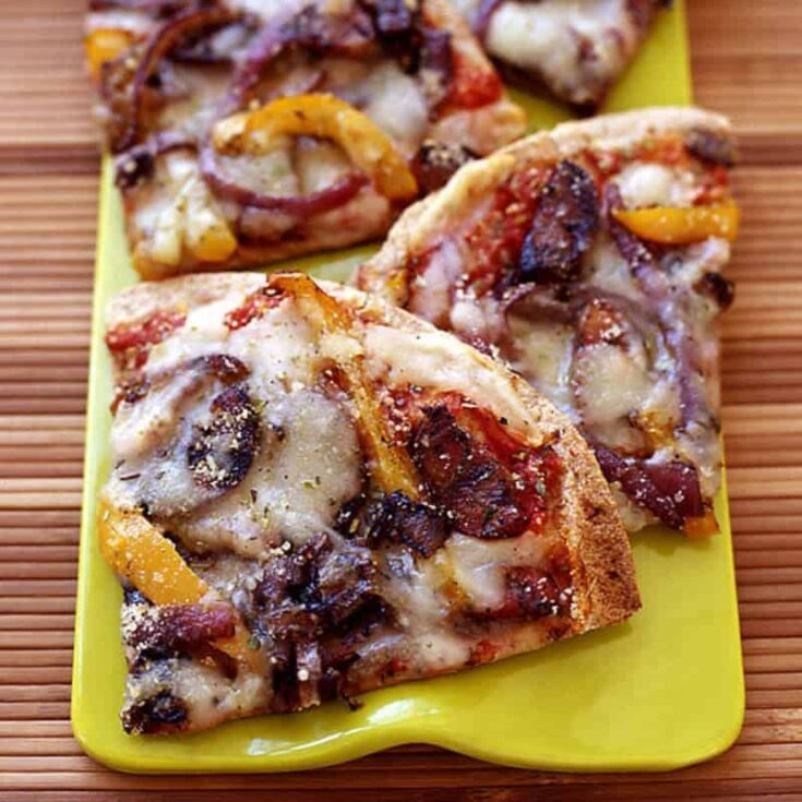 Image for Grilled pizza with sausage, onions and peppers | Recipes | WW USA