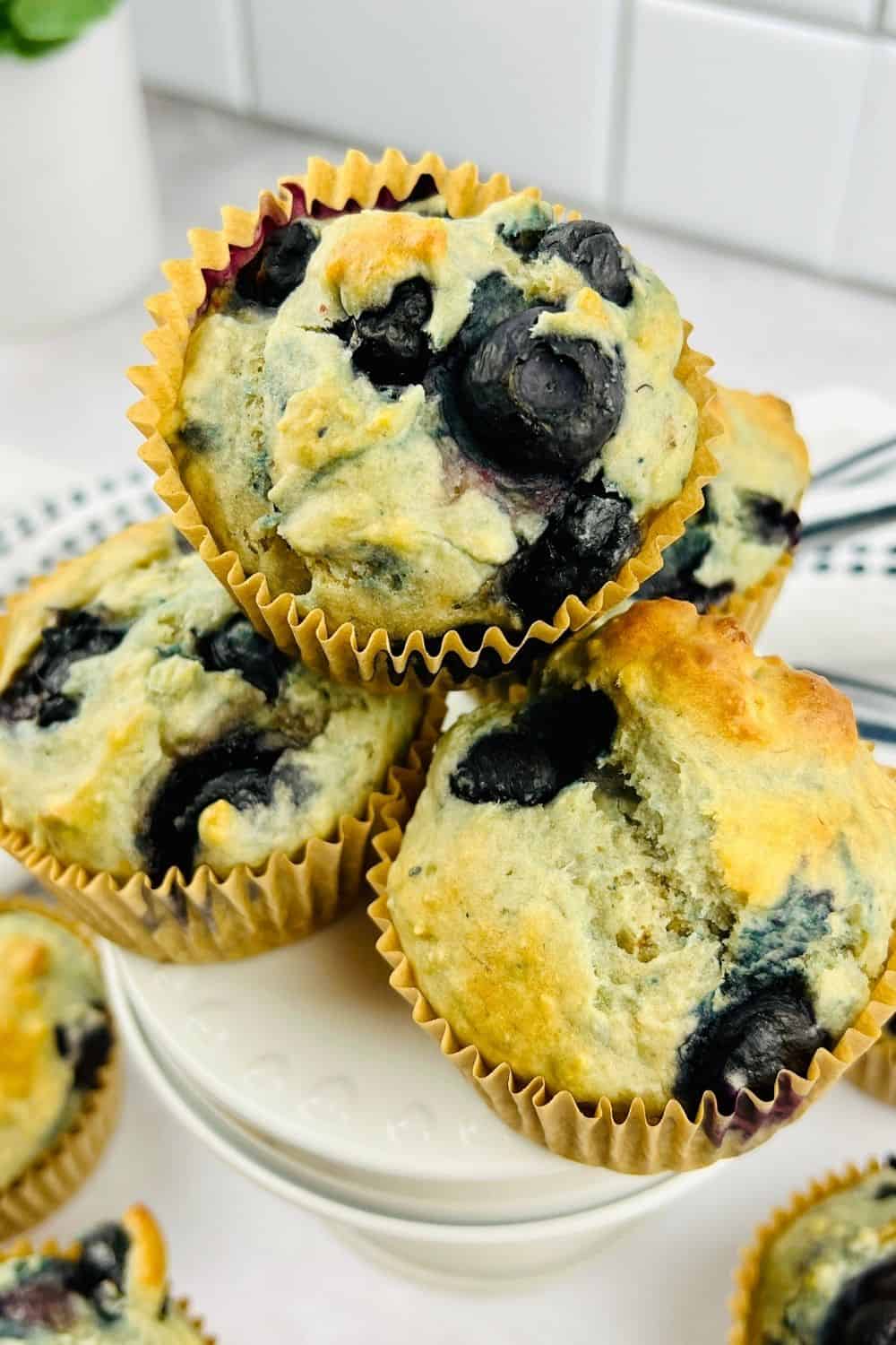 https://www.midlifehealthyliving.com/wp-content/uploads/2023/11/WW-blueberry-muffins-final.jpg