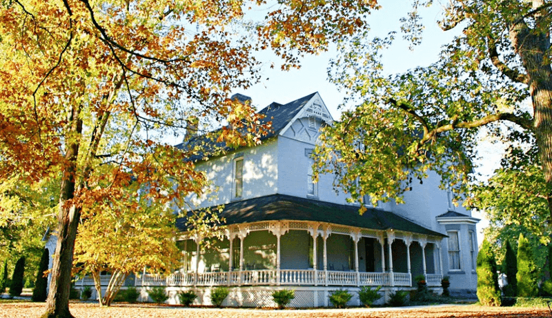 Falcon Rest Mansion & Gardens