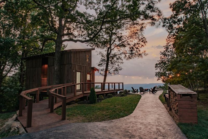 Pine Ridge's Countryside Retreats
