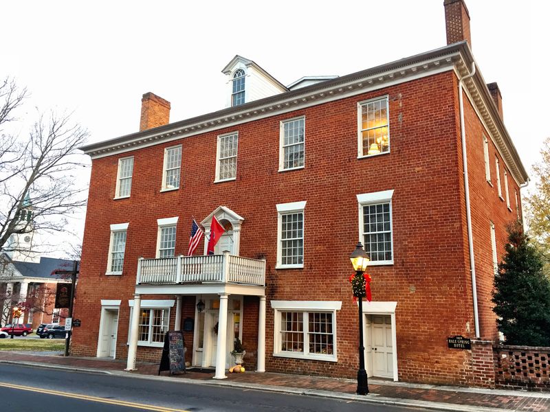 Hale Springs Inn – Rogersville