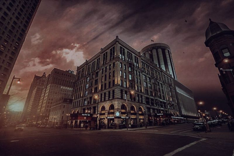 The Pfister Hotel – Milwaukee