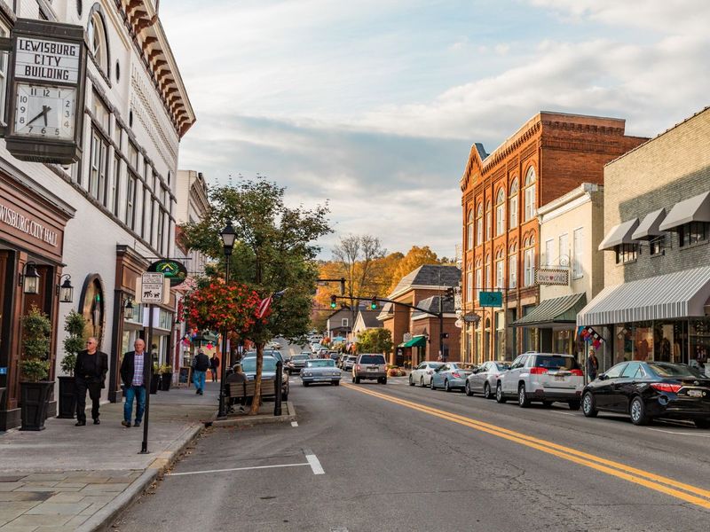 Lewisburg