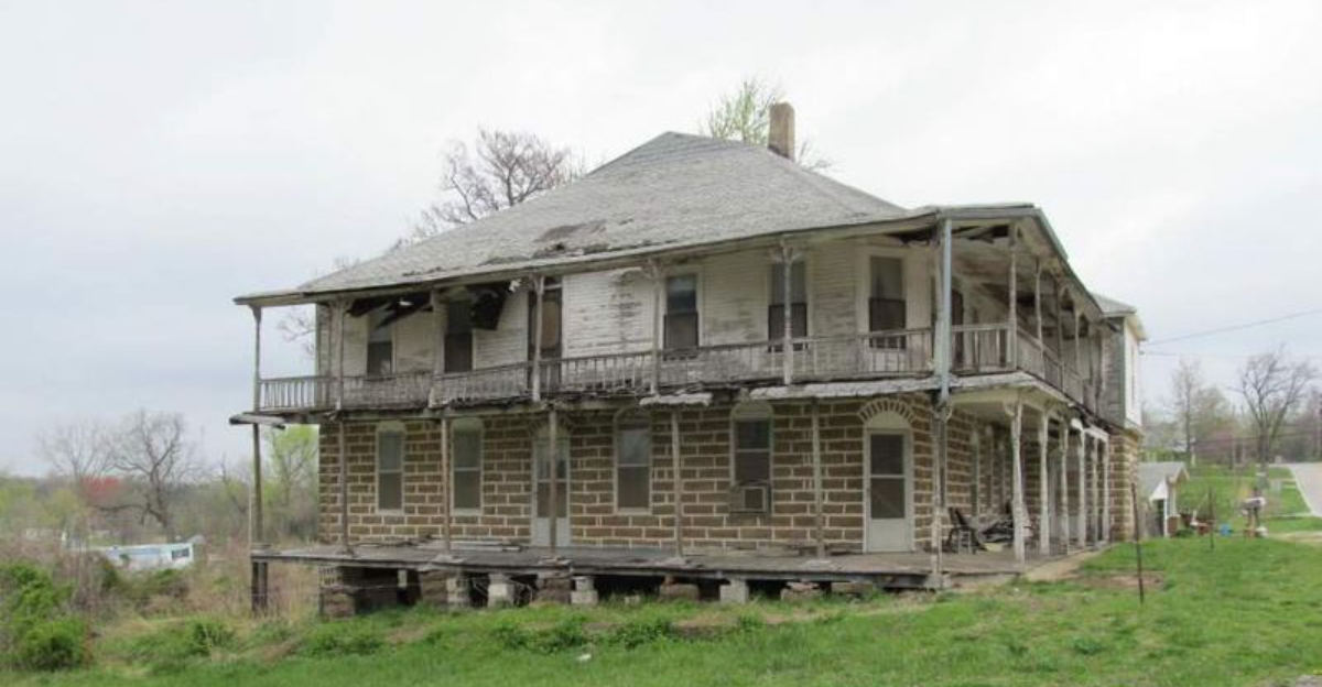 A Tour Of Jerico Springs, Missouri’s Forgotten Ghost Town