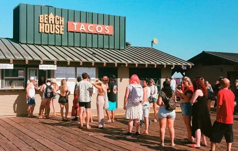 Beach House Tacos (Ventura Pier)