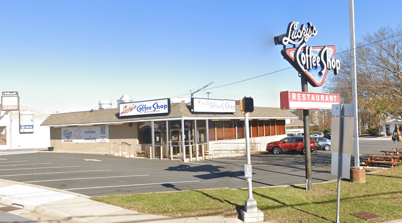 Lucky's Coffee Shop & Restaurant (Wilmington)