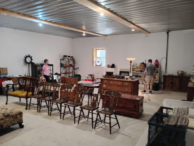 Tollbooth Antiques (Columbia)