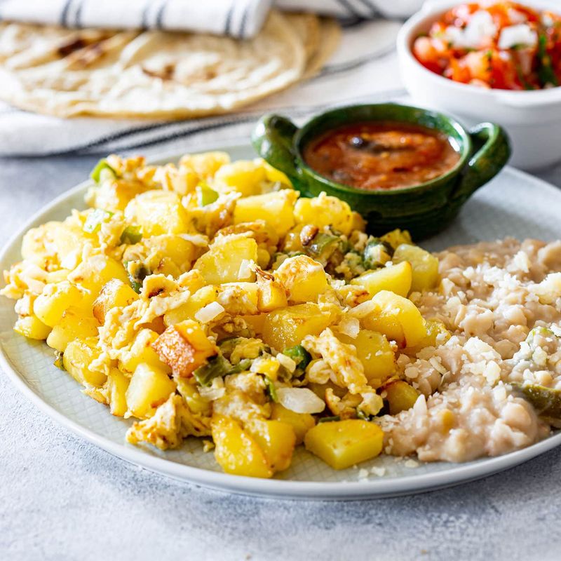 Huevos con Papas