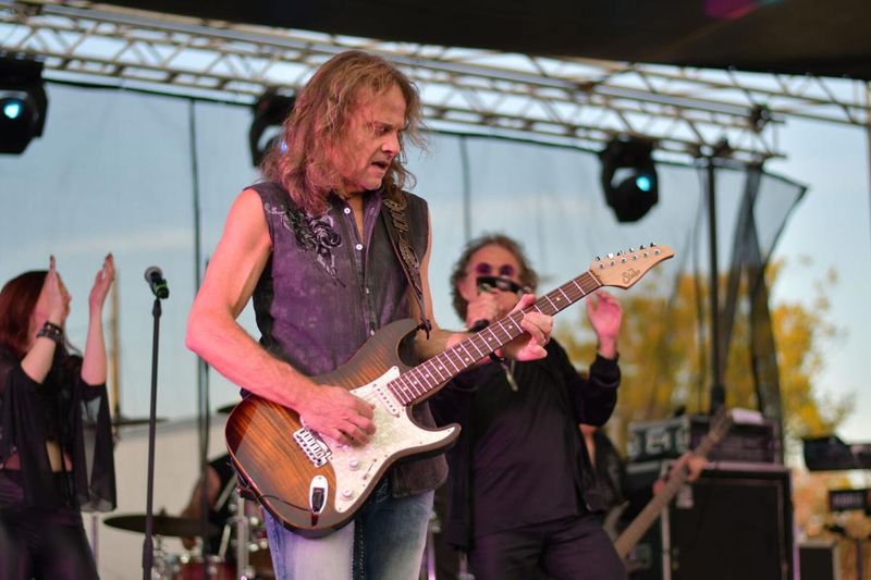 Groove To Nine Stages Of Live Music