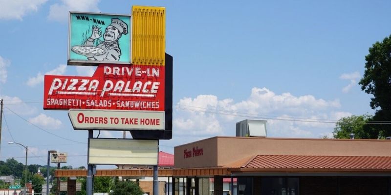 Pizza Palace – Knoxville