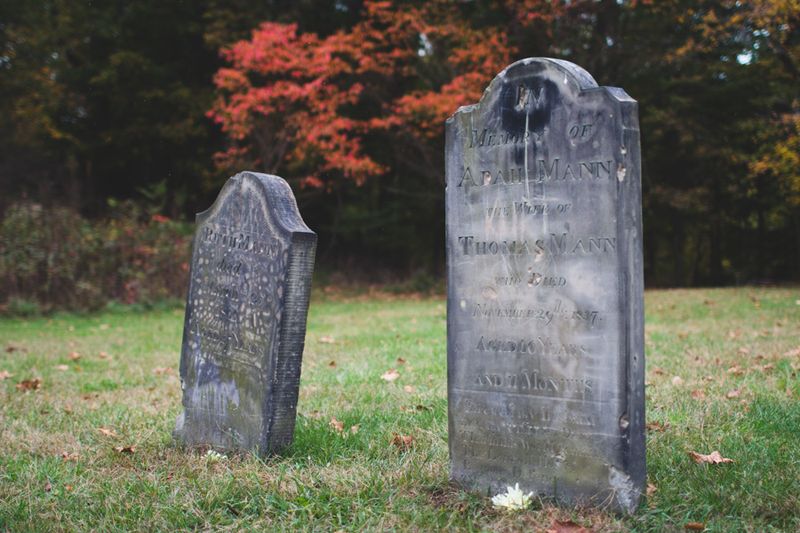 Tinker's Creek Cemetery: The Valley's Vanished Pioneers
