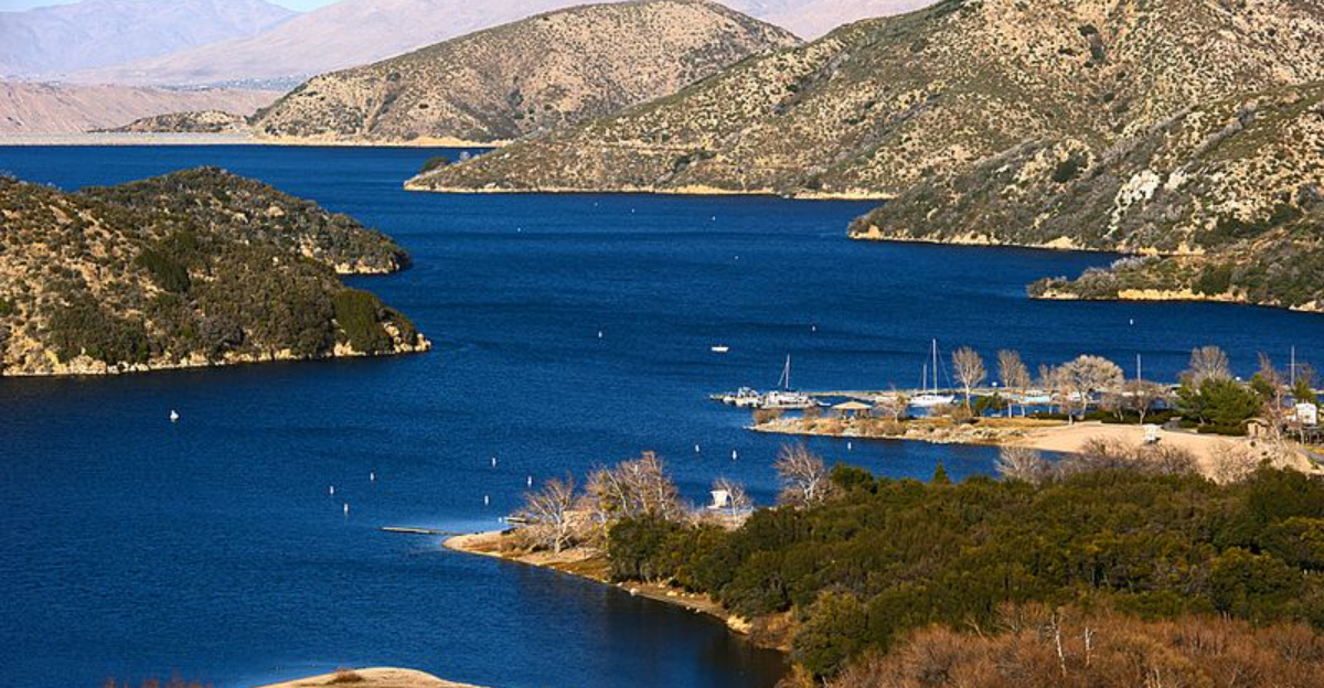 Delight In Silverwood Lake State Recreation Area In California For Scenic Escapes