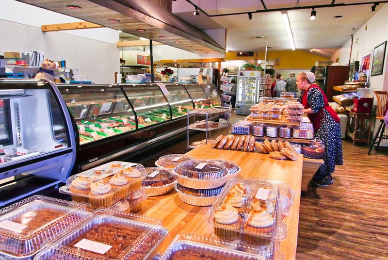 Dutch Country Market (Laurel)