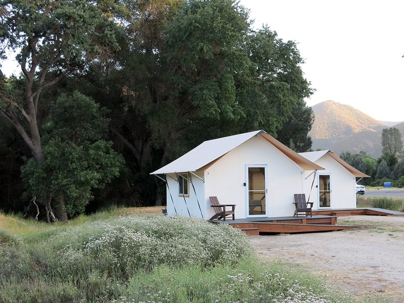 Nearby Bases and Lodging