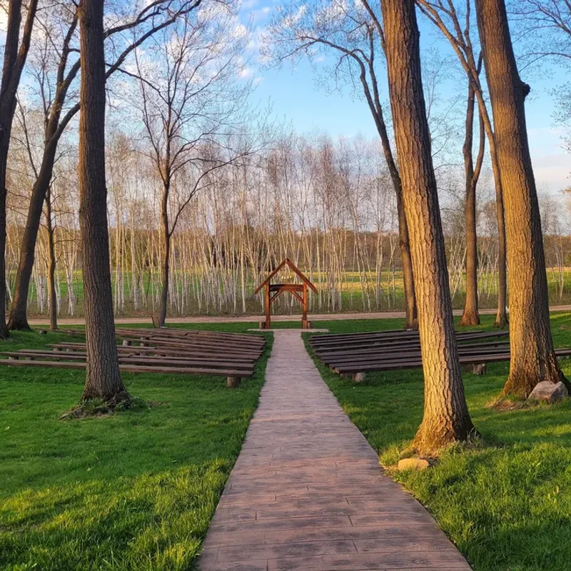 Rustic Charm at Beaver Creek Orchard