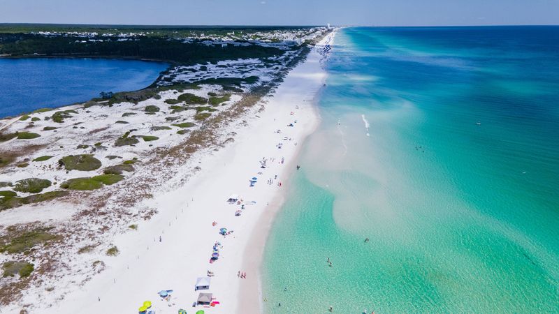 The Longest Contiguous Coastline