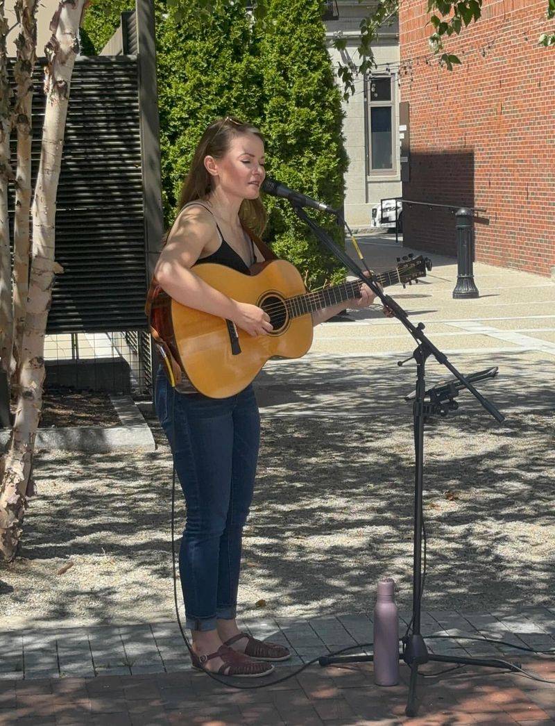 Live Music Creates Community Atmosphere