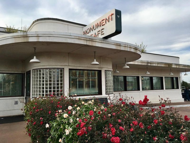 Monument Cafe (Georgetown)