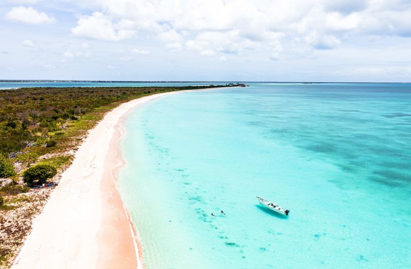 Harbor Island: Tiny Paradise with Panoramic Marsh Views