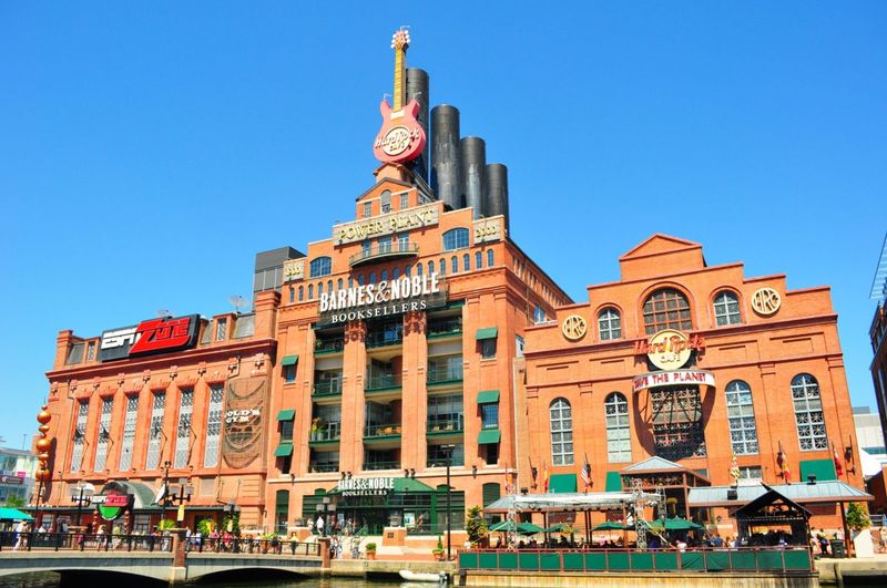 Pratt Street Power Plant (Baltimore)