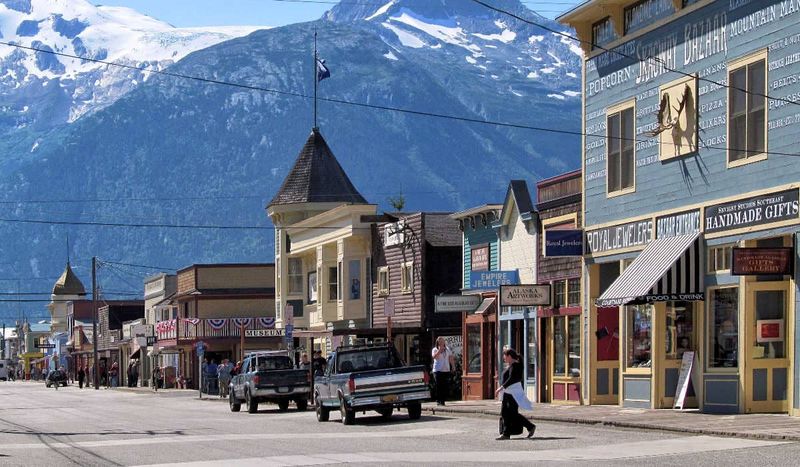 Skagway: Historic Gold Rush Town in a Glacial Valley