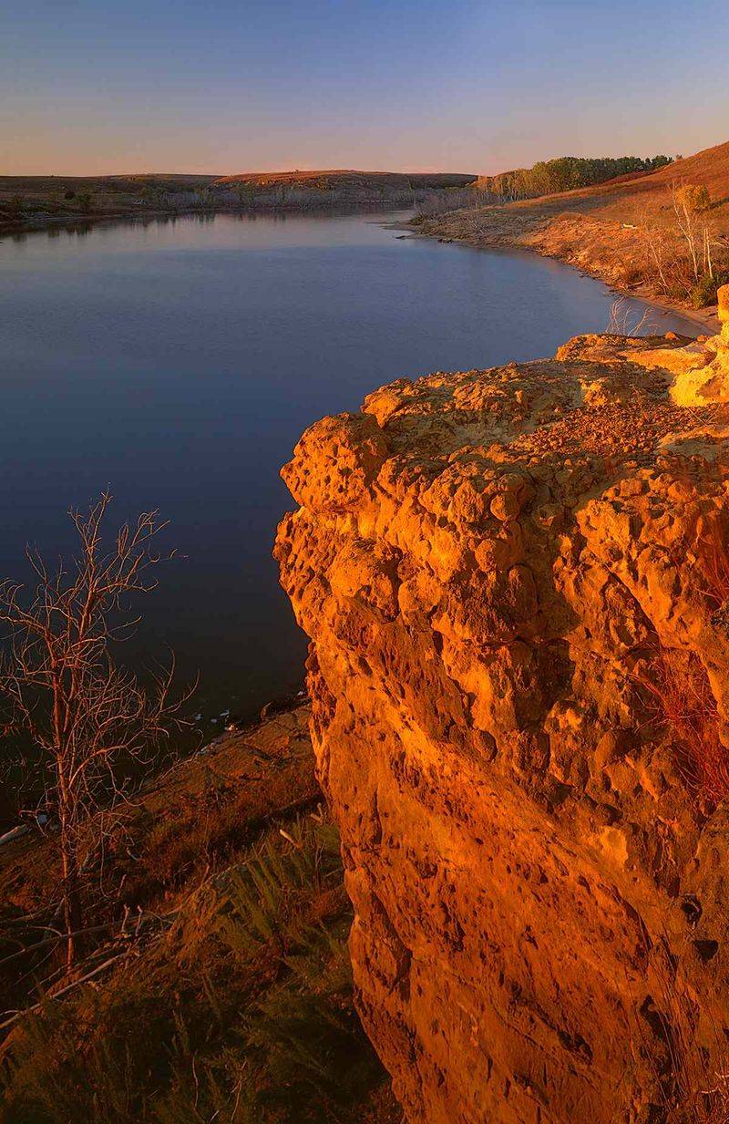 Three Thousand Acre Lake Paradise