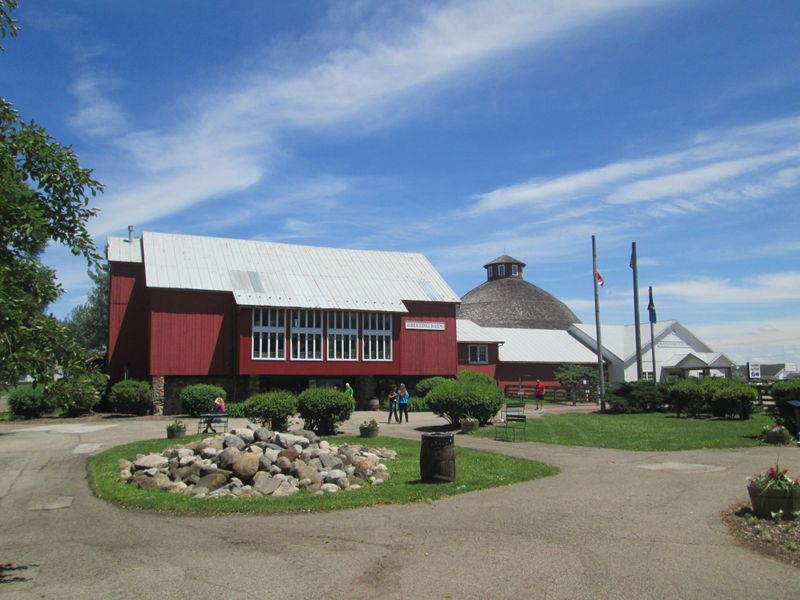 Visit The Barns at Nappanee