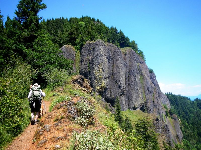 Hamilton Mountain (Beacon Rock SP, Columbia River Gorge—WA side), Oct 12–22