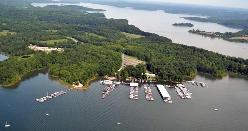 Sparkling Waters Perfect for Recreation