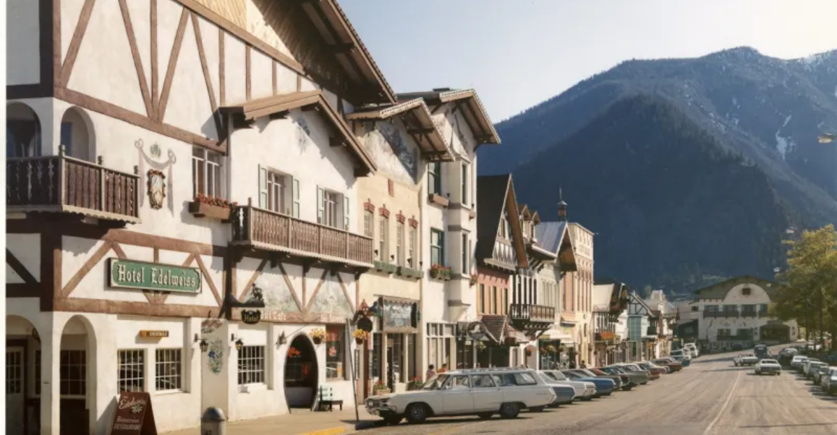 Inside America’s Bavarian Village In Washington, With Cozy Cabins And German Festivities