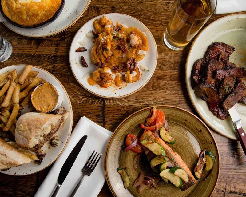 LulaBelle's Restaurant & Lounge
