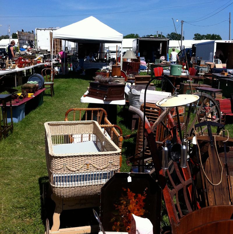 Early Birds Line Up For First Pick Of Treasures