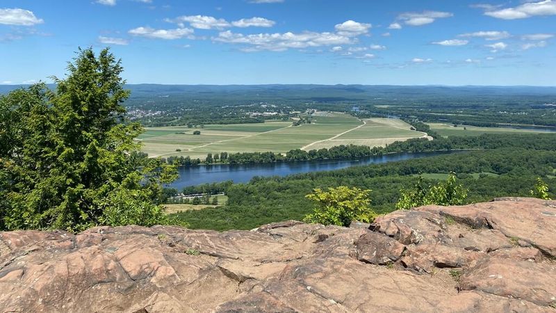 Mount Norwottuck (Holyoke / Hadley)
