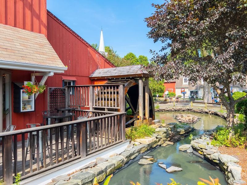 Enchanting Olde Mistick Village