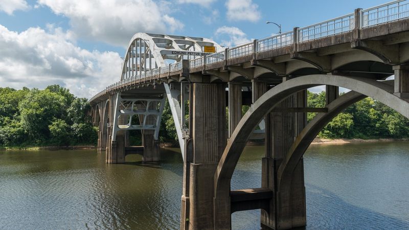 Edmund Pettus Bridge