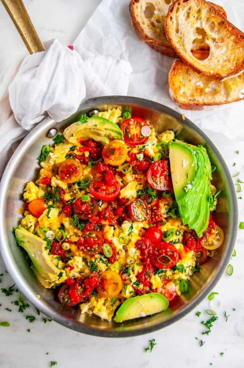 Scrambled Eggs with Avocado