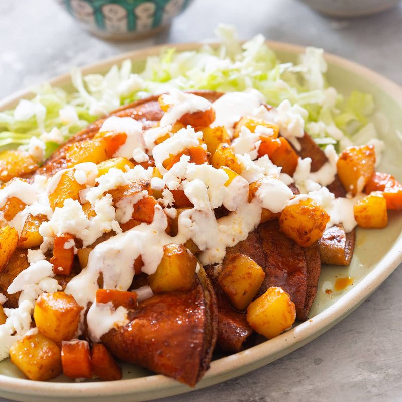 Enchiladas con Papas