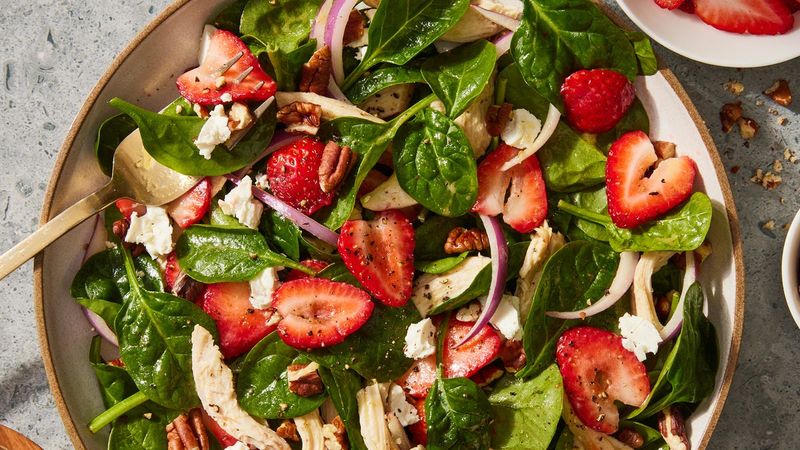 Strawberry–Spinach Salad