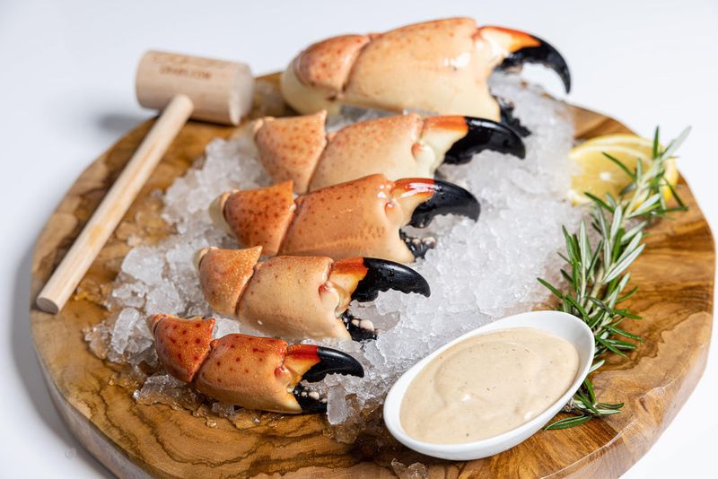 Stone Crab Claws With Mustard Sauce