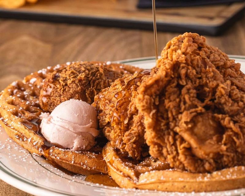 Fixins Soul Kitchen (Sacramento)