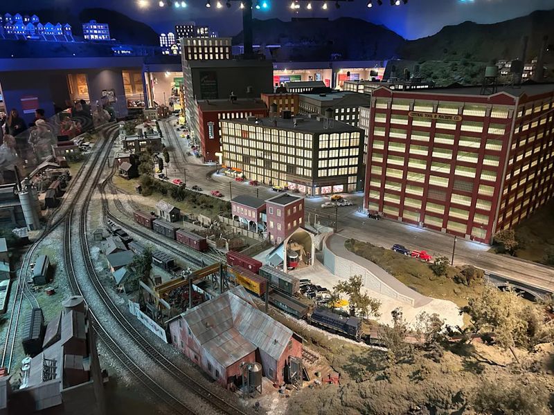 Model Train Paradise