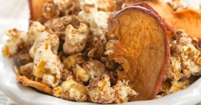 Cinnamon Apple Popcorn