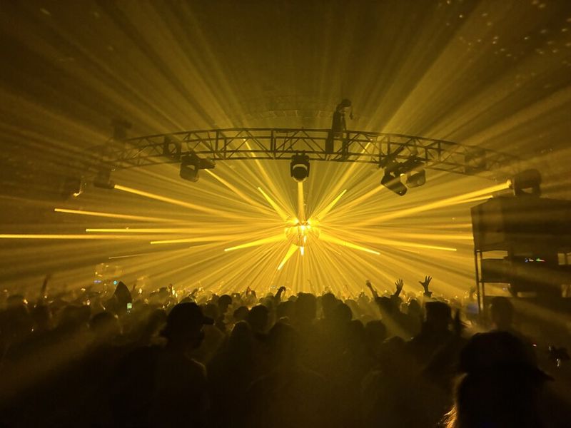Epic Waterfront Venue Takes Center Stage