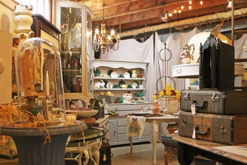 Desert-Inspired Rustic Charm