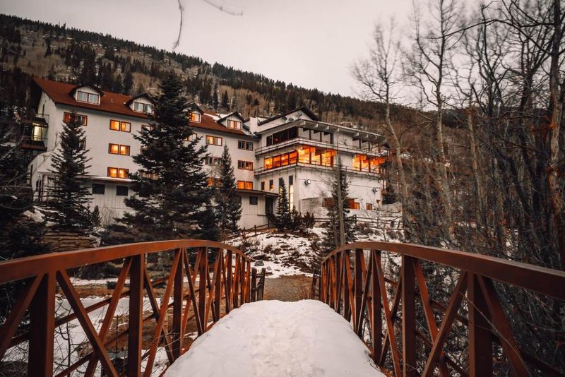 Monarch Mountain Lodge