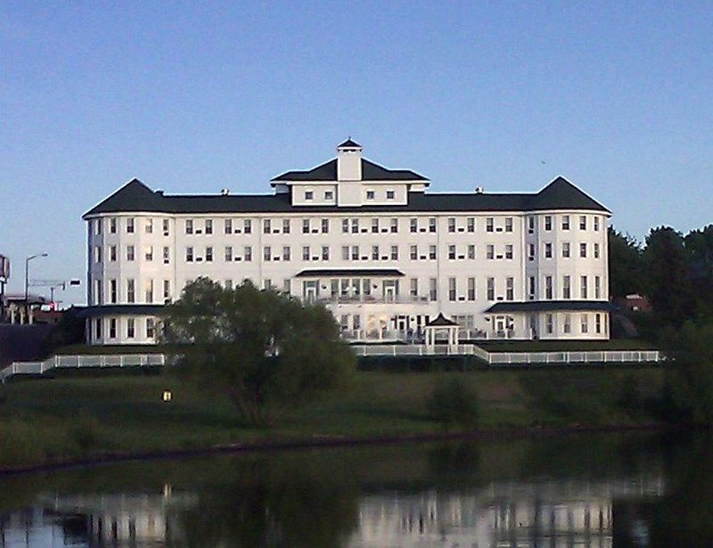 Best Western The Hotel Chequamegon – Ashland