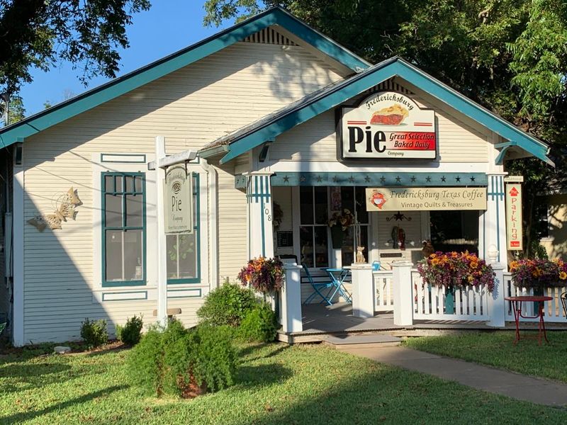 Fredericksburg Pie Company (Fredericksburg)